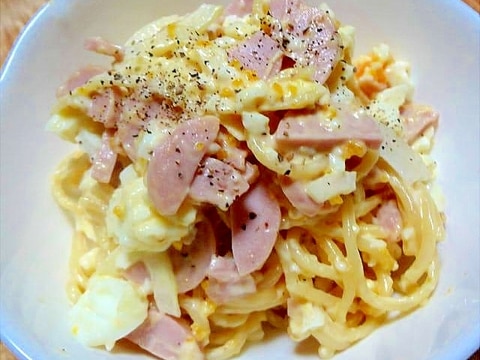 残ったパスタで作る玉子サラダ